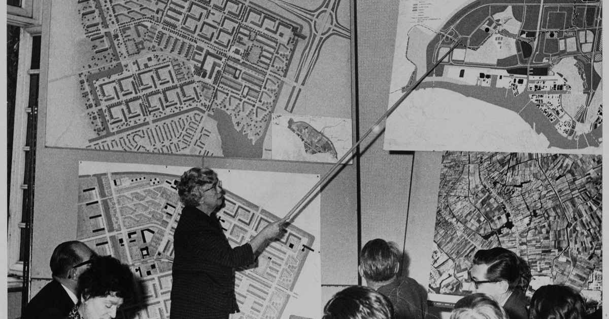 1001 Vrouwen in de 20ste eeuw - Amsterdams Universiteitsfonds